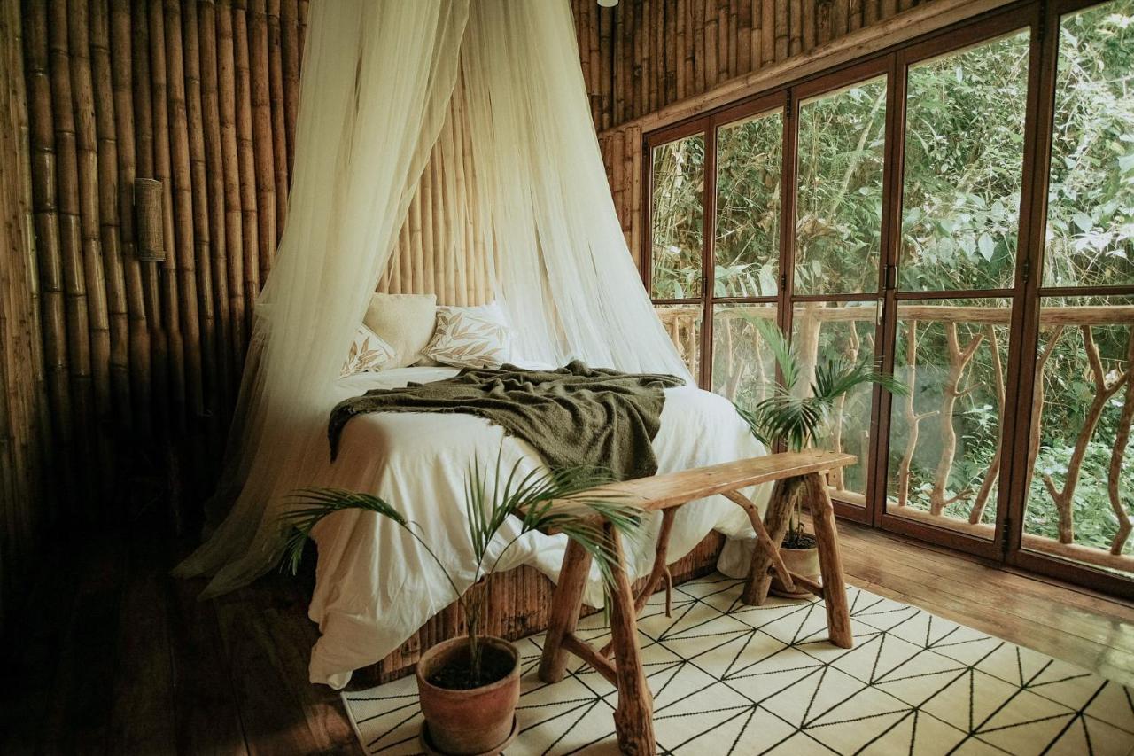 Villa Treehouse De Valentine Balamban Exterior foto