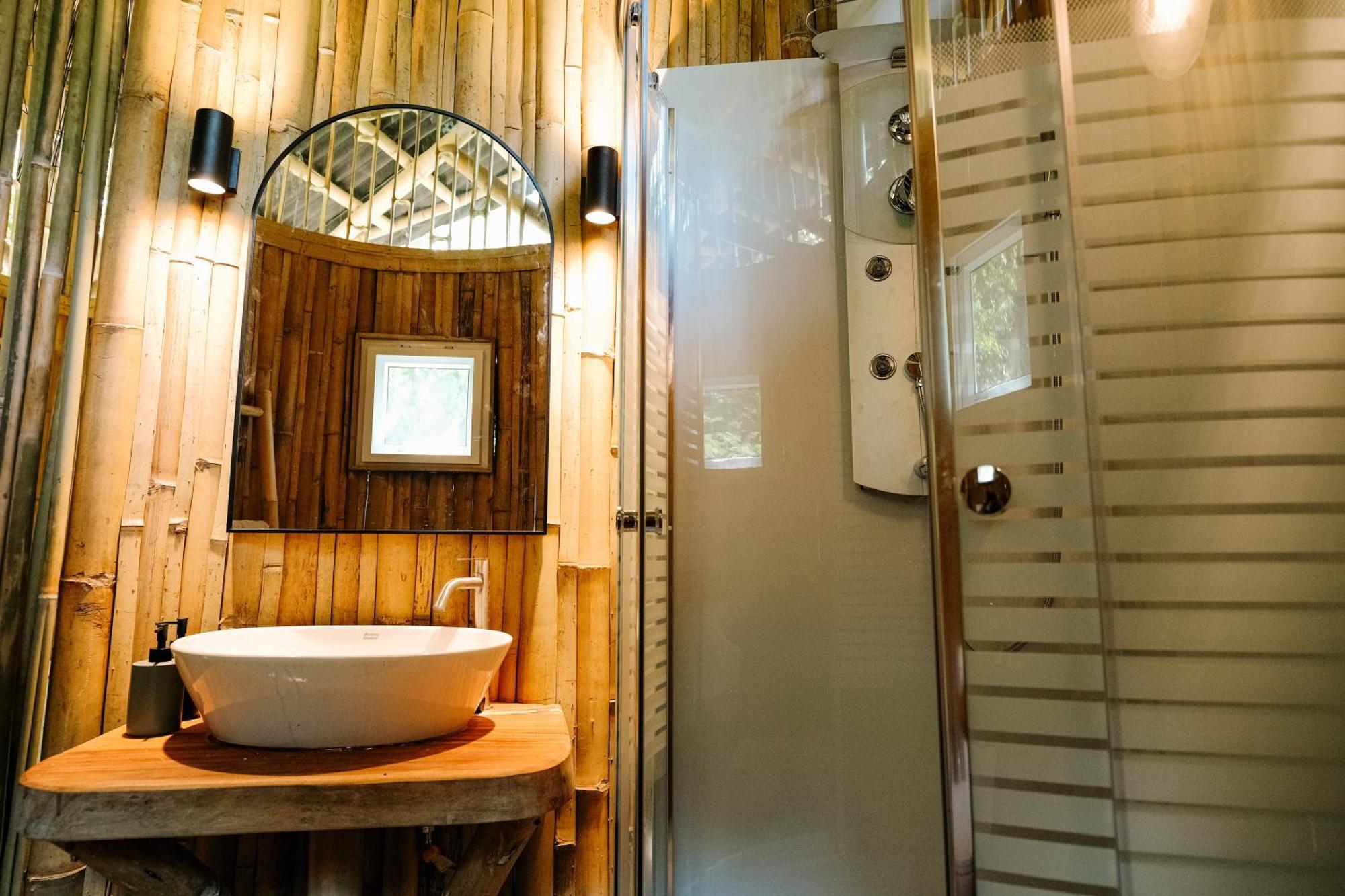 Villa Treehouse De Valentine Balamban Exterior foto